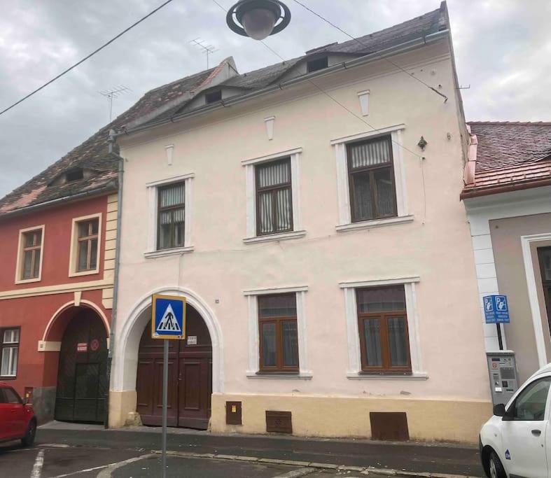 Casa Young&Jung Сибиу Экстерьер фото